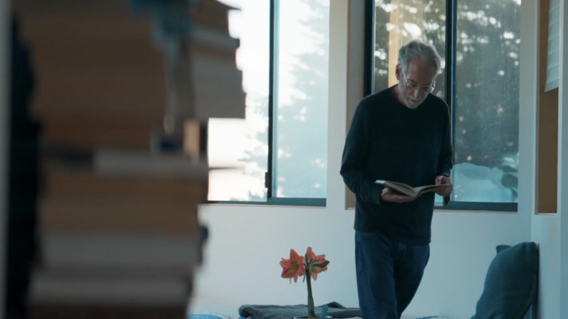 Jay Belsky é um dos entrevistados no documentário Pedagogia do Abandono da Brasil Paralelo. Foto: Produção Brasil Paralelo.