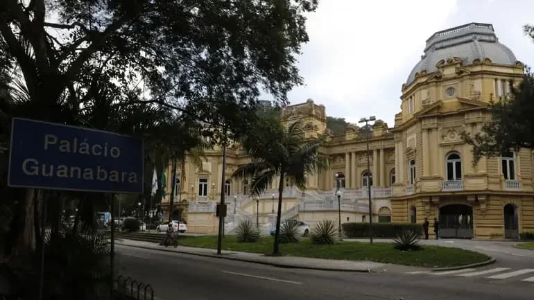 Palácio da Guarnabara, sede do governo carioca. 80% dos funcionários de secretaria eram funcionários fantasma