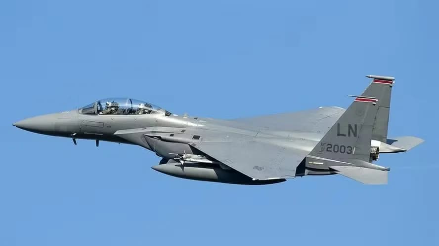 Piloto americano é resgatado após uma das operações mais 