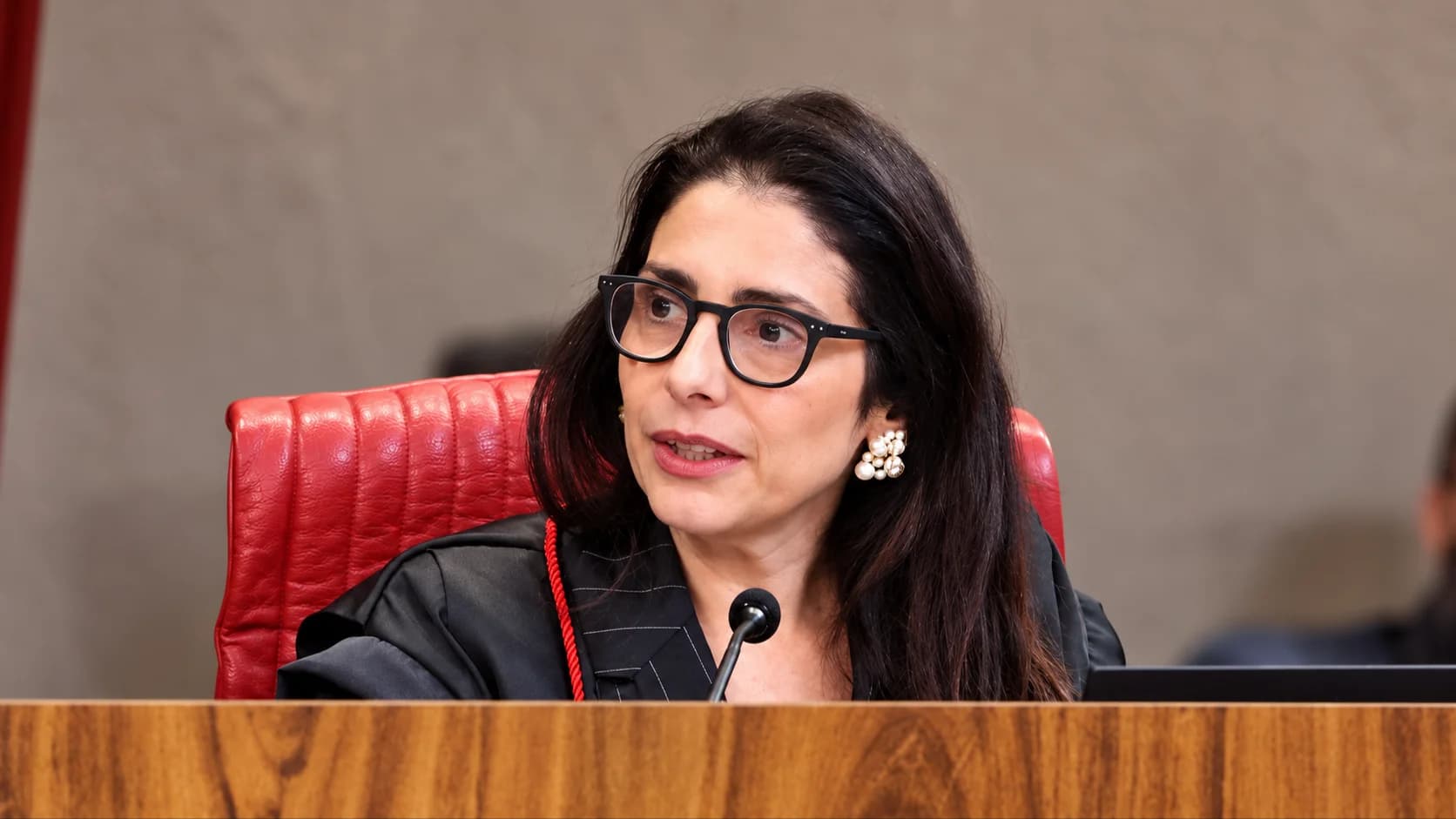 Ministra Estela Aranha