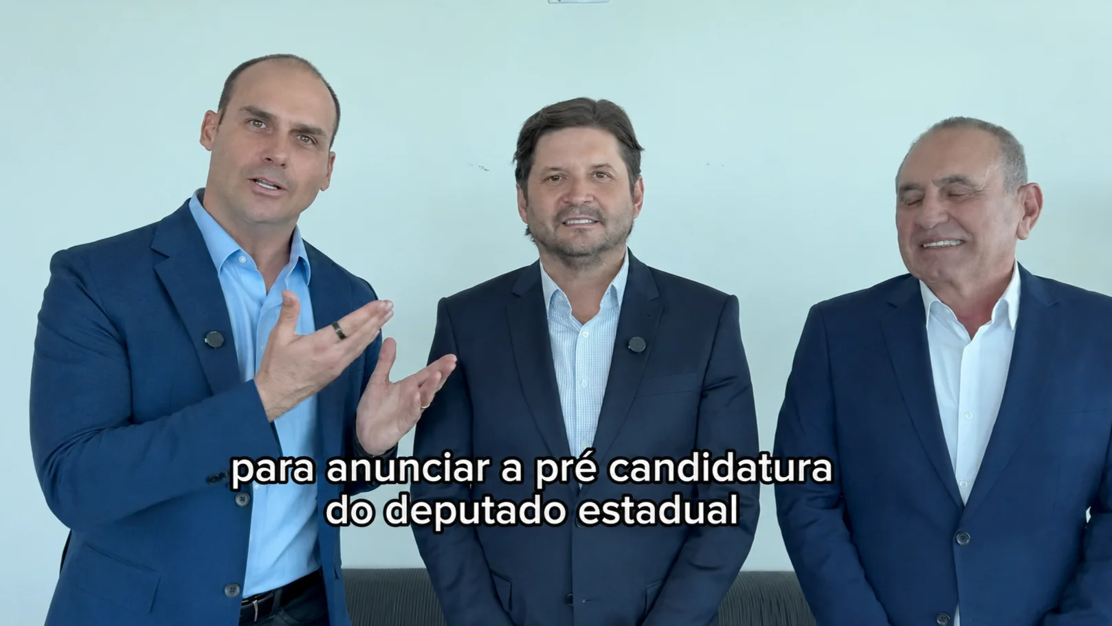 Eduardo Bolsonaro, André do Prado e o prefeito de Holambra