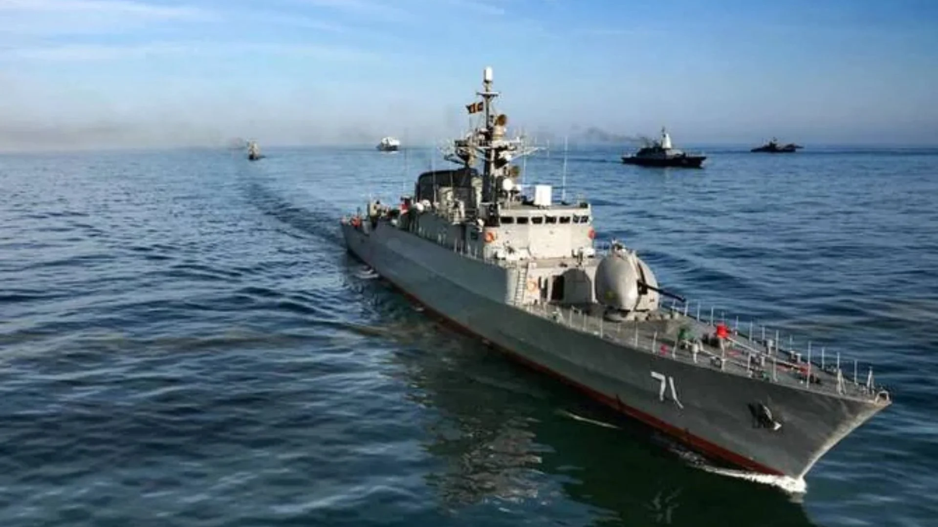 Fragata iraniana IRIS Dena, navio militar da Marinha do Irã que esteve no porto do Rio de Janeiro em 2023.