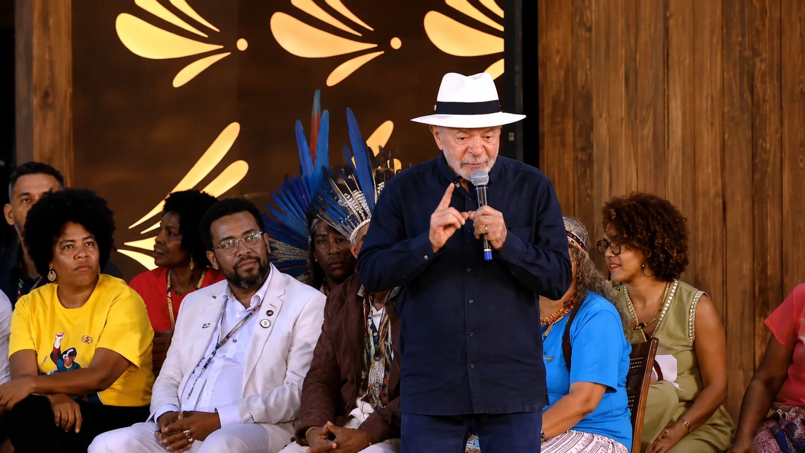 Lula disse que poderia ter recuperado milhões de celulares, mas se proecupou com os compradores