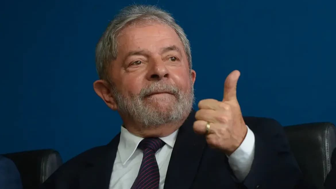 Lula anuncia aumento no Bolsa família antes das eleições