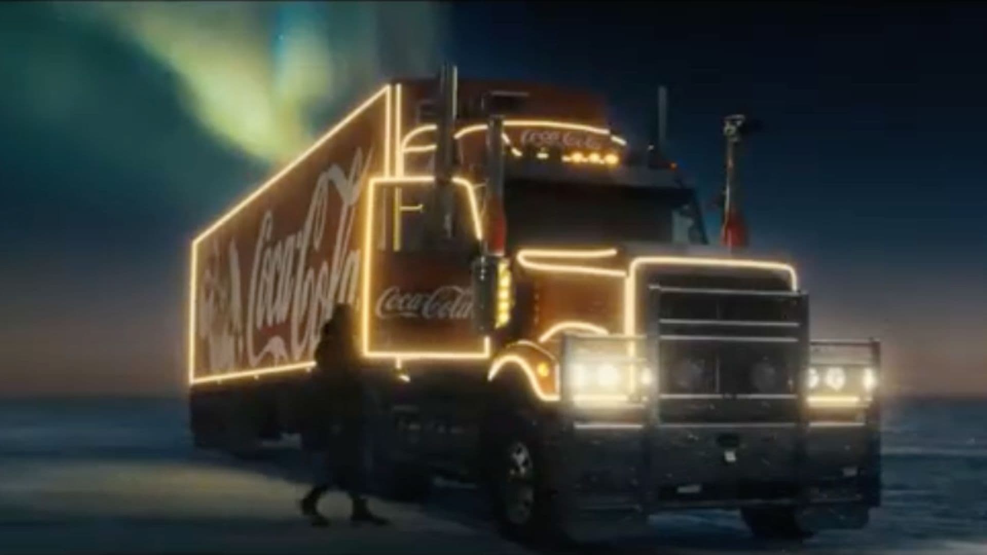 Caminhão de natal da caravana da Coca Cola. Conheça três comerciais que destacam a importância do Natal em família.