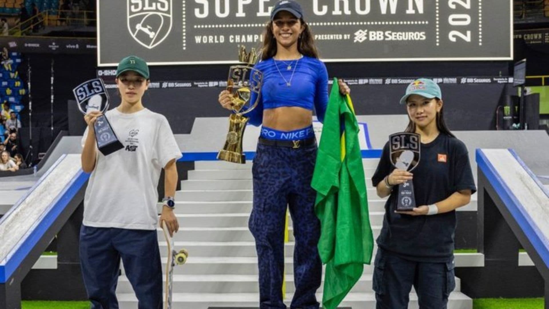 Rayssa Leal virou a campeã do campeonato de skate super crown