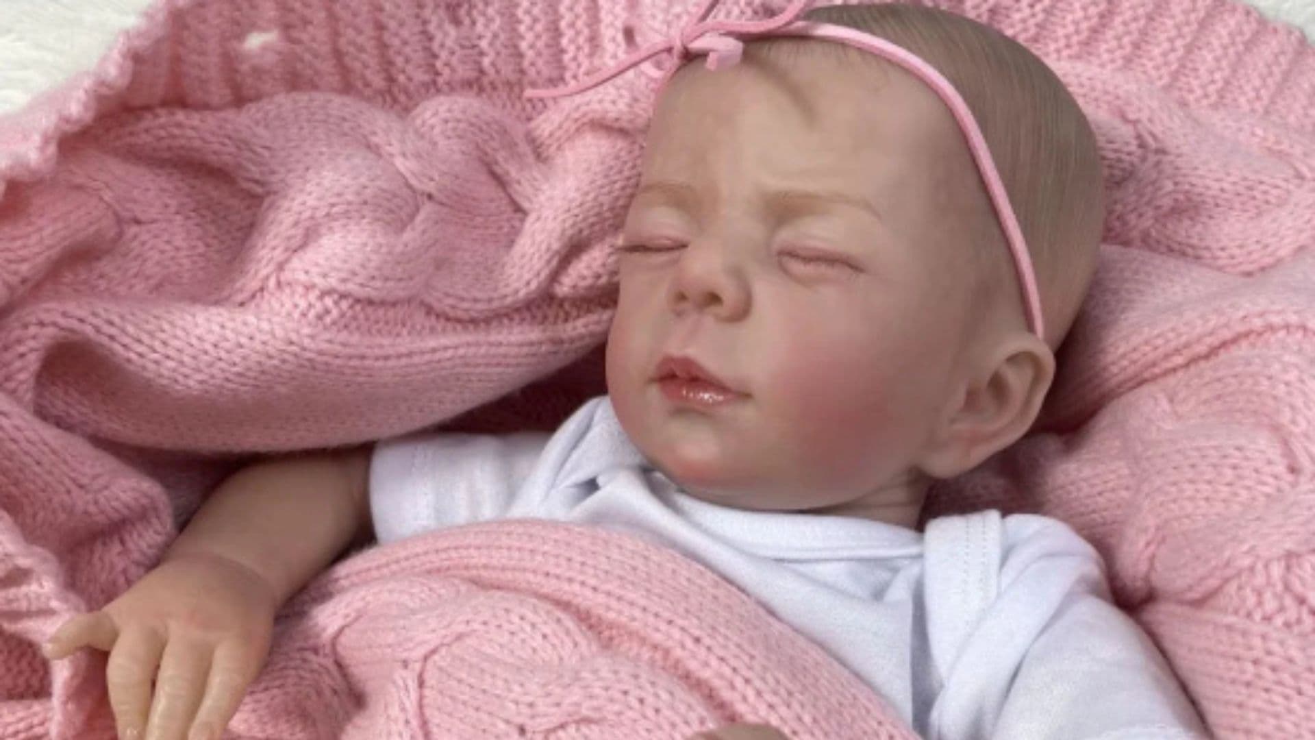 Bebe reborn extremamente realista, Câmara do Rio de Janeiro aprovou proposta para criar um dia em celebração às mulheres que fazem esses briquedos.