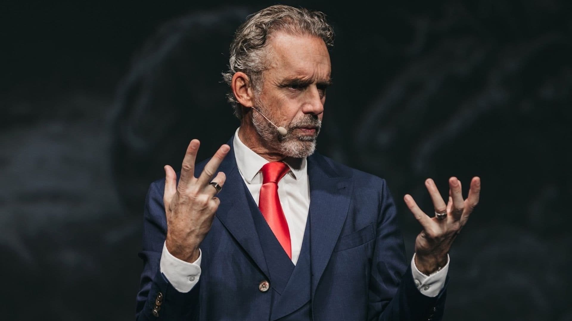 Jordan Peterson estará novamente no Brasil em evento em São Paulo.