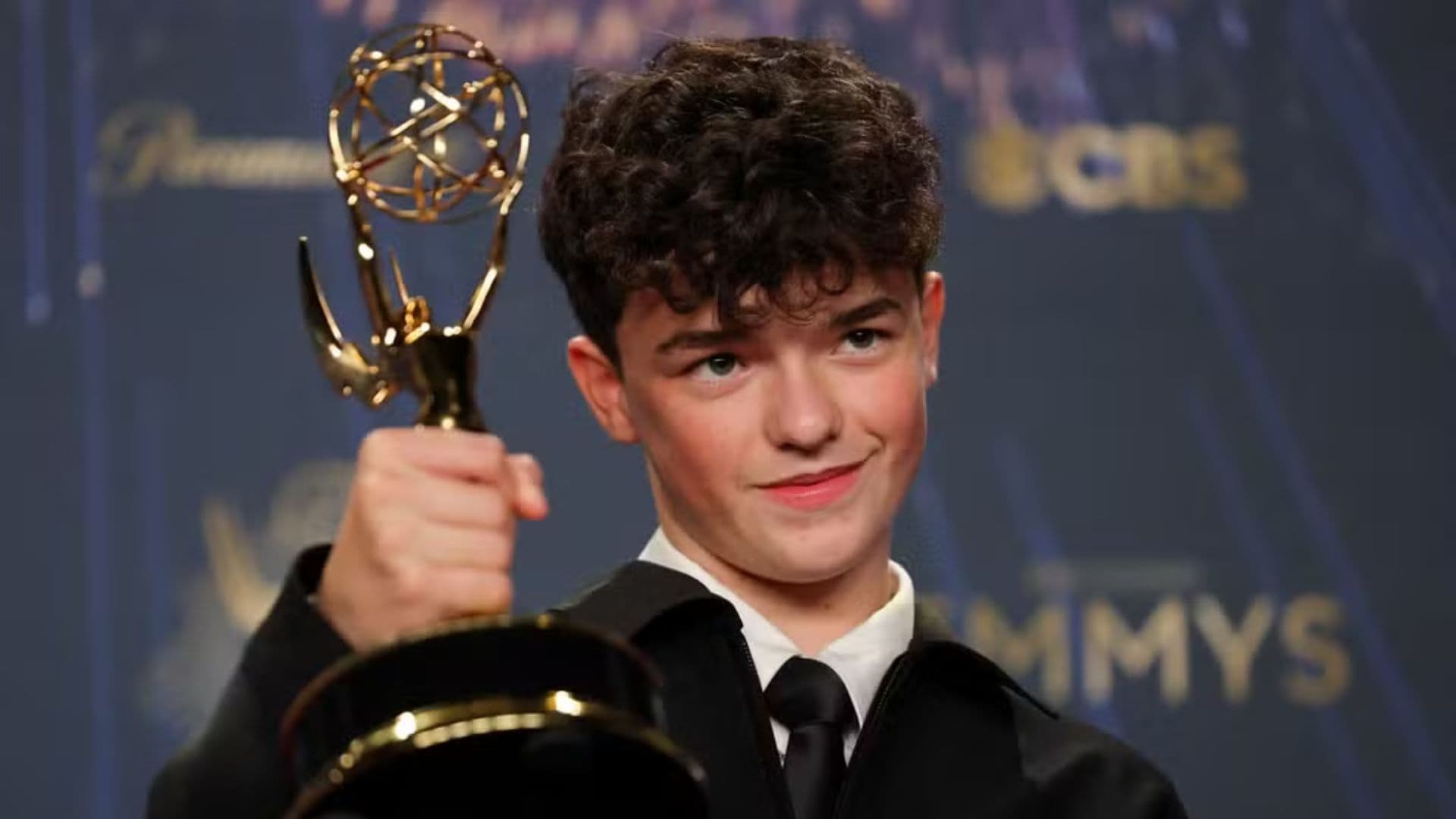 Owen Cooper se tornou o ator mais jovem a conquistar o Emmy na categoria de Melhor Ator Coadjuvante em Minissérie ou Filme para TV.
