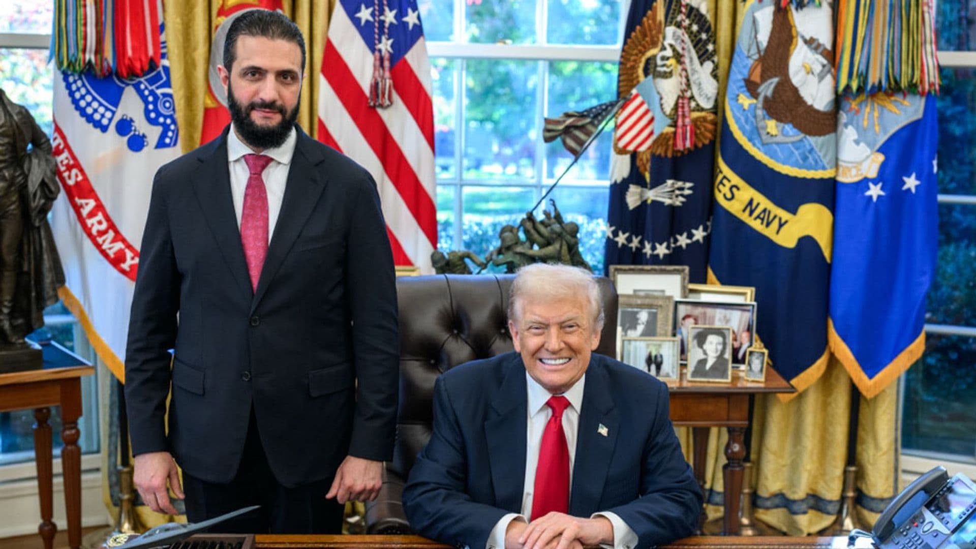 Trump junto com Ahmad al-Sharaa na Casa Branca