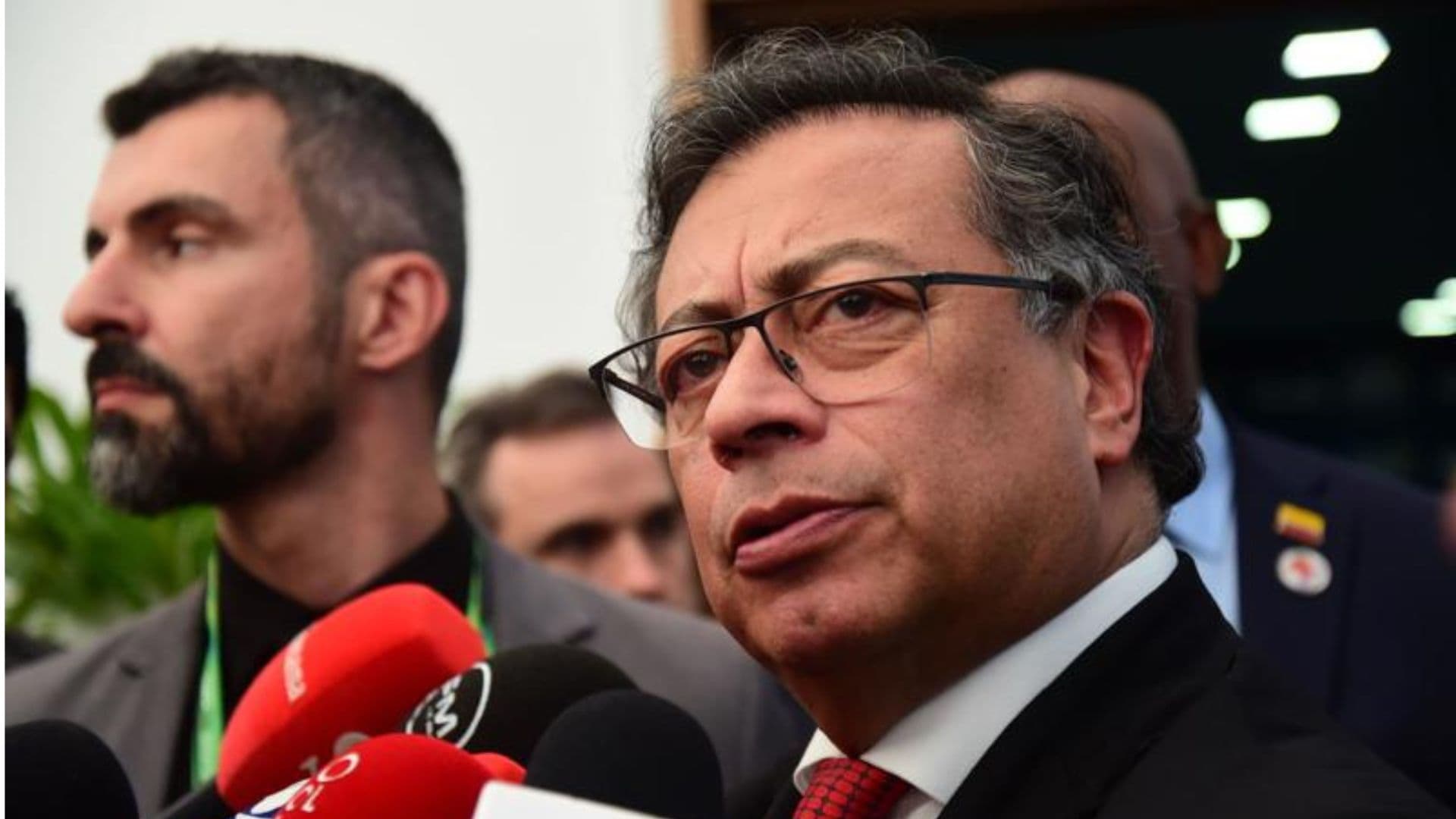 Gustavo Petro disse que denunciou uma das maiores organizações criminosas do mundo para trump