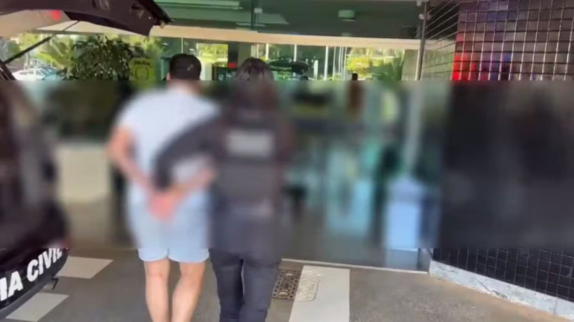 Técnico de enfermagem sendo preso por matar pacientes