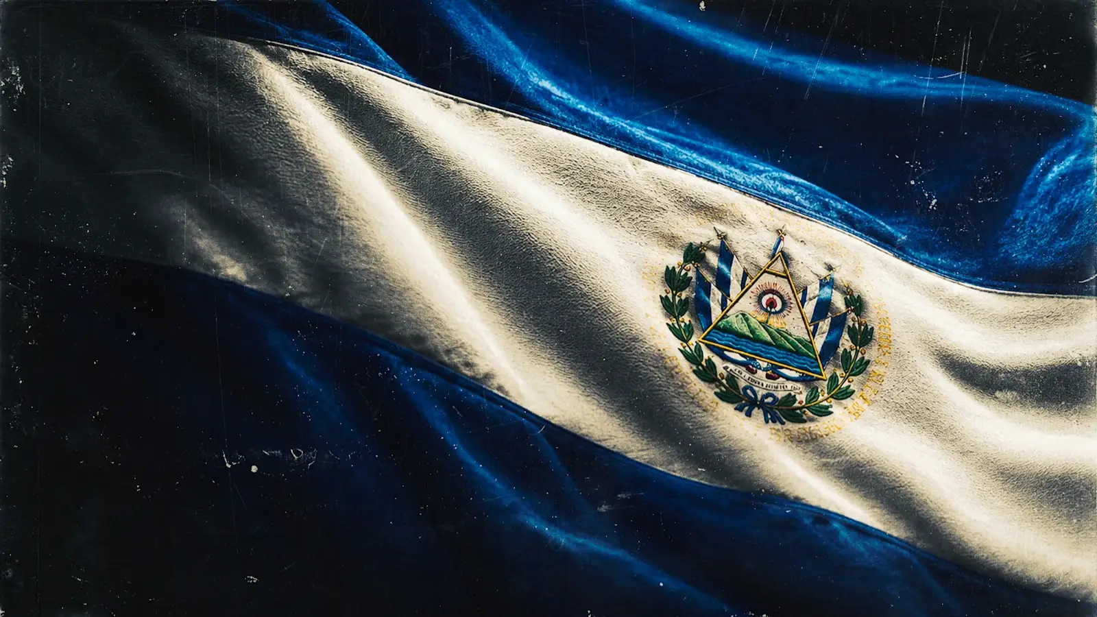 A História Política de El Salvador