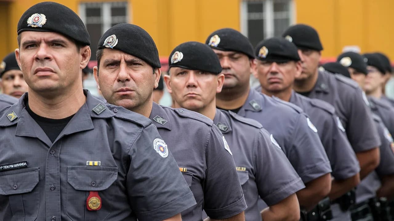 Policiais militares